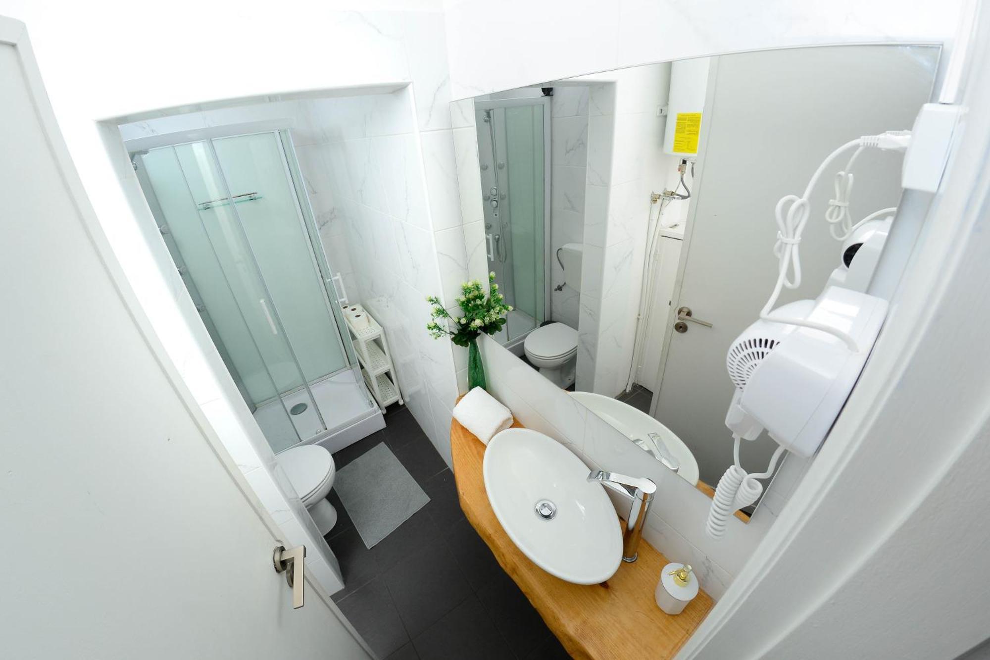 Travel & Live Santa Catarina Apartment 波尔图 客房 照片